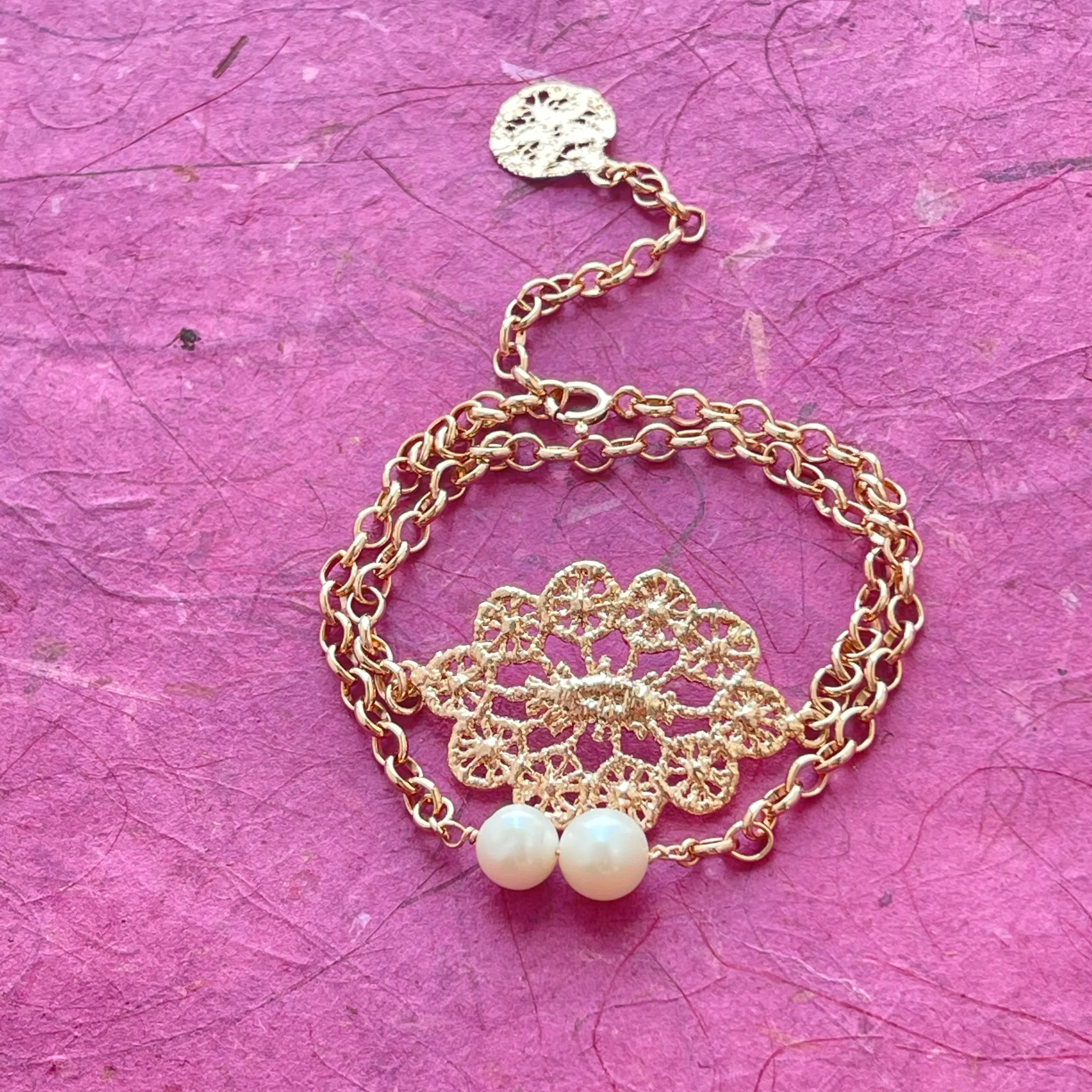 Rosetta - Chain, Pearl and Lace Bracelet