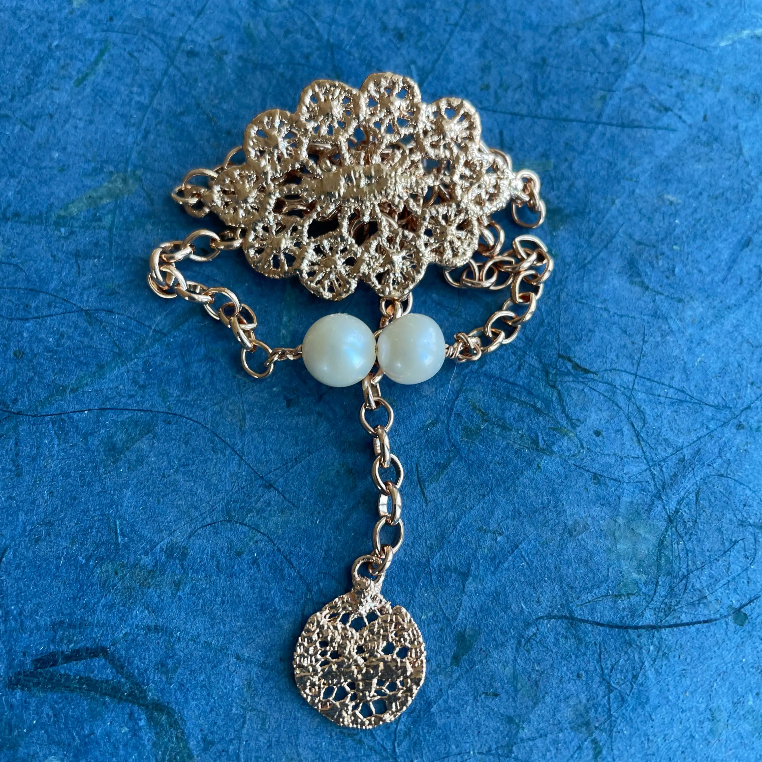 Rosetta - Chain, Pearl and Lace Bracelet